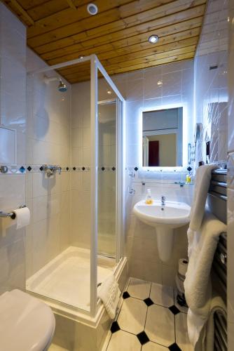 Adria Hotel - image 13