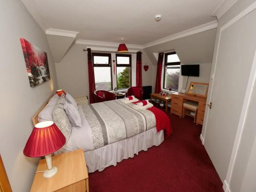 Belvedere - Accommodation - Brodick