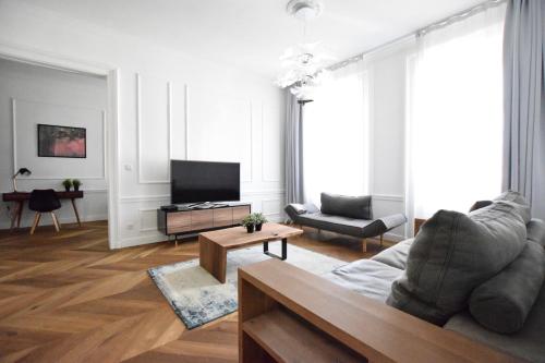 Luxury Apartment by Hi5 - Szervita Suite, Budapešť (fotografie 9)