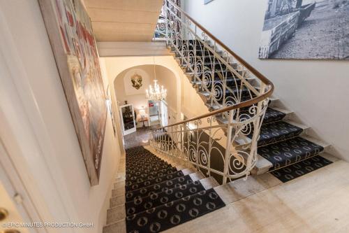 Hotel Villa Carlton - image 3