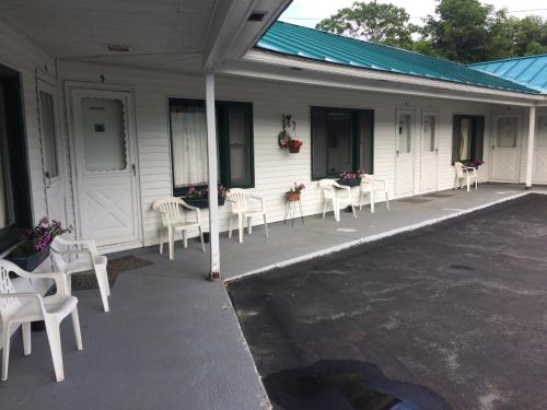 Wells River Motel in Sugar Hill