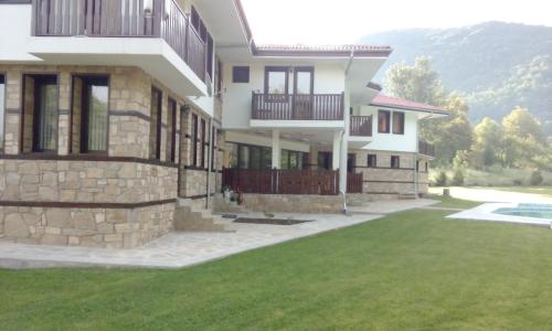 Hotel Aleksandrina - image 3