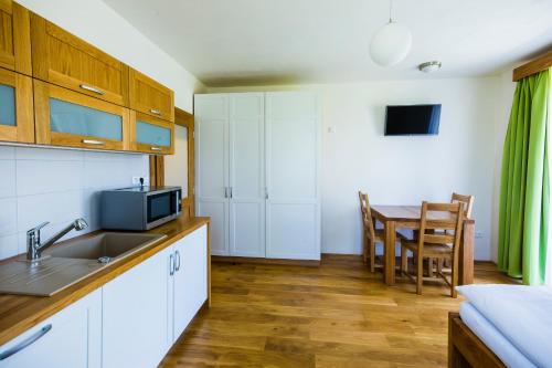 keuken, Penzion U Barana in Trojanovice