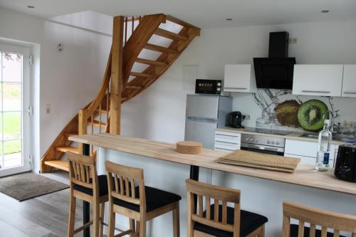 кухня, Op'n Dörp Apartments (Op'n Dorp Apartments) in Barsbek