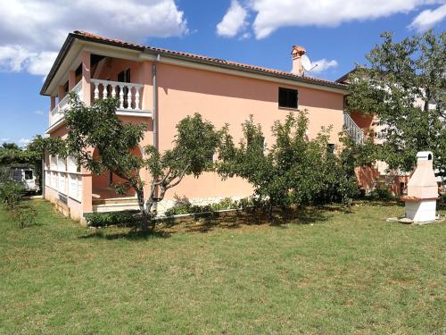  Apartment Kaja in Rošini