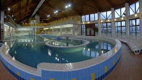 Piscină, Hunguest Hotel Freya in Zalakaros