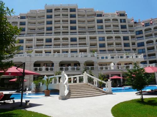 Апартаменти Варна Саут на плажа - Varna South Apartments on the beach