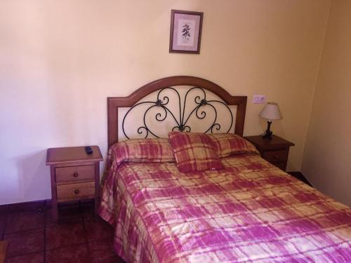  Hostal Bar Stop in Velilla del Río Carrión