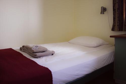 斯瓦迪斯卡其尔埃伊尔斯塔瑟尔济酒店