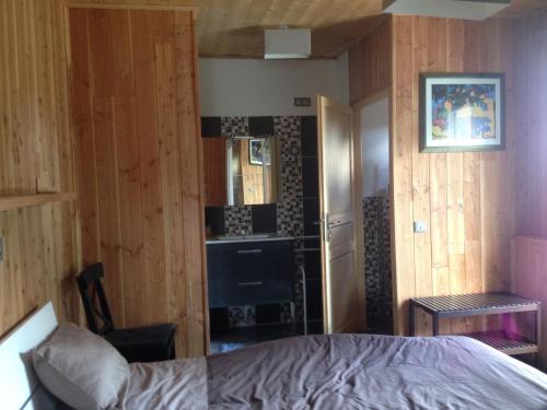 Gite chez Jean-Michel in Espinasse