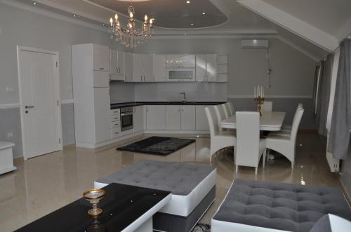 設施, Apartments Royal Menex in 波扎雷華茨