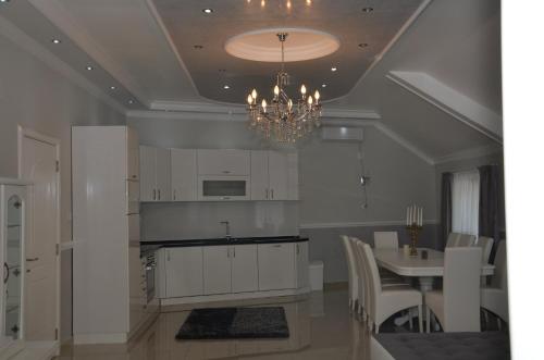 Apartments Royal Menex in 波扎雷華茨