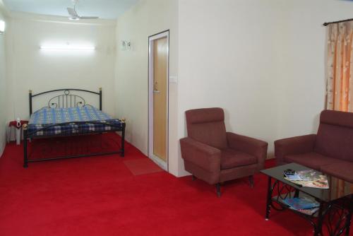 Hotel Dolphin Bakkhali Set in a prime location of Bakkhali, Hotel Dolphin Bakkhali puts everything the city has to offer just outside your doorstep. The property has everything you need for a comfortable stay. Service-minde