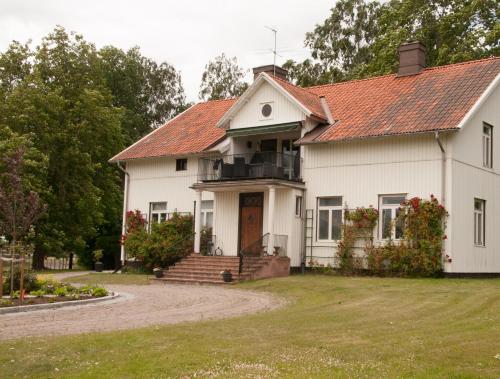 Ekeby i Bro - image 10