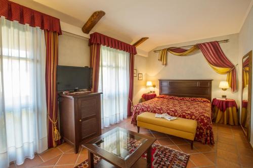 Romantic Hotel Furno - San Francesco al Campo