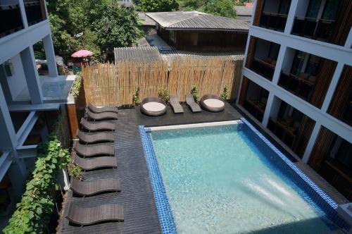 Swimming pool, SugarCane Chiang Mai. in Wua Lai