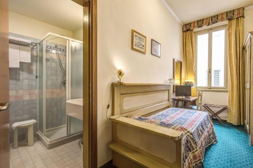 Hotel De Lanzi – Florence, IA