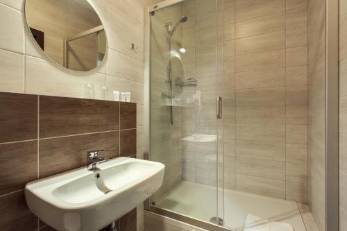 Superior Double Room image 2