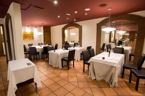 Hostal Torrejón - image 8