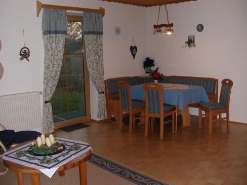Gästehaus Fichtelgebirgsblick - Apartment - Stammbach