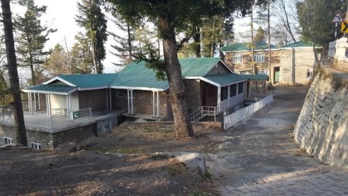Pine Top Hotel Murree – Murree, IN