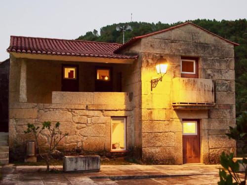 Casas da Lola II - House from cistercian times! gîte à louer Britelo