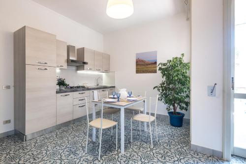 Suite della villa - image 8