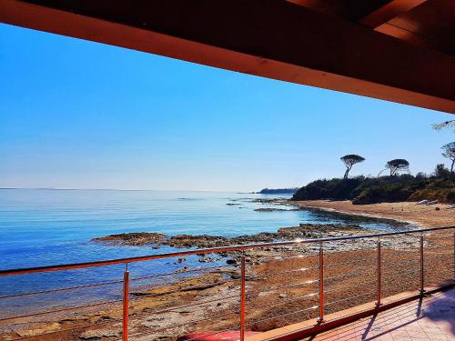 Brezza Marina Guesthouse - image 4