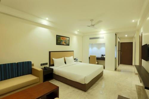 Centrum Hotel by Brijwasi - Mathura