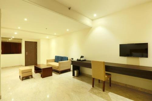 Centrum Hotel by Brijwasi, Mathura (Foto 9)