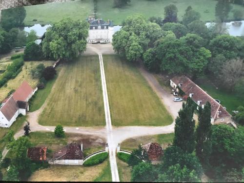 Belle Dépendance du Château le Parc avec sa piscine