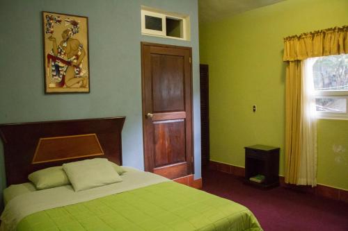 Hotel Ribiera del Lago Peten Itza
