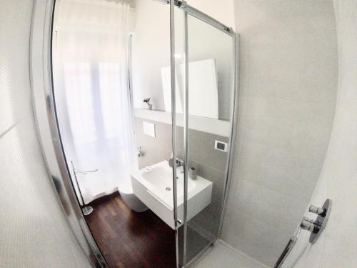 Mythos Affittacamere Room Type - Deluxe King Room