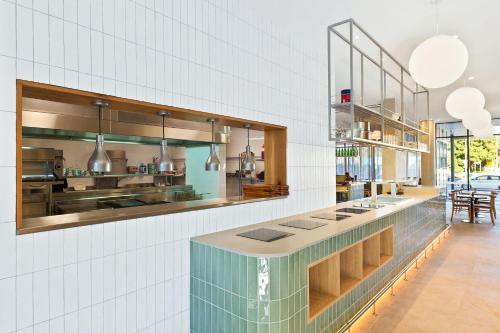 Mantra Hotel at Sydney Airport - image 12