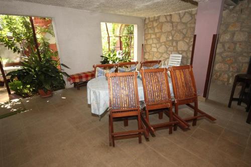 Apartment Starigrad 6585b - image 2