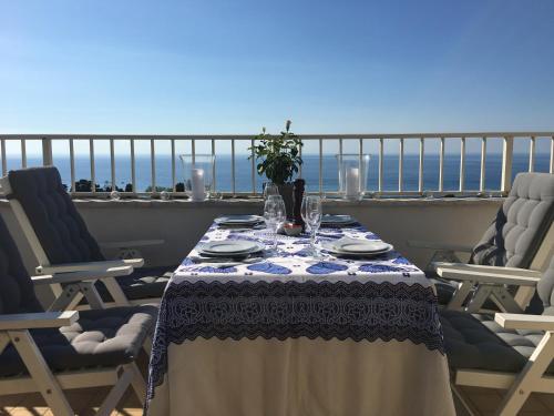  Apartment With Sea View, Pension in Tropea