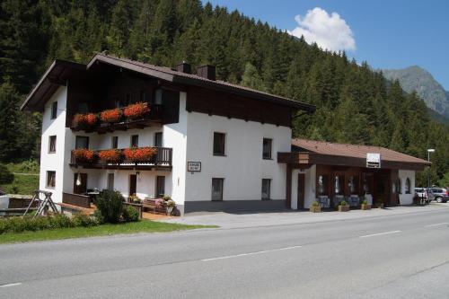 Gasthof zur Einkehr, Pension in Sankt Leonhard im Pitztal bei Obergurgl
