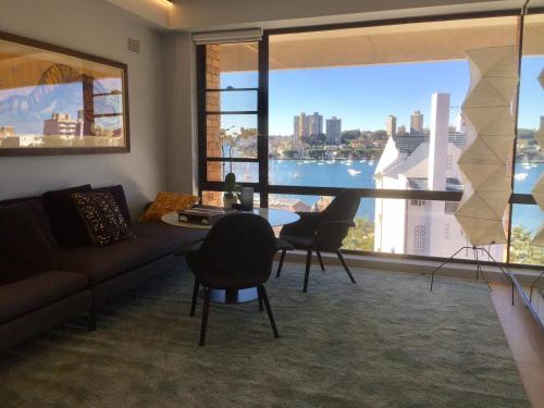 The KC Elizabeth Bay - image 6