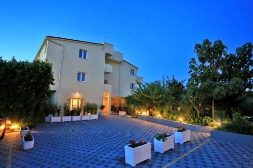 . Apartments & rooms Stella Adriatica