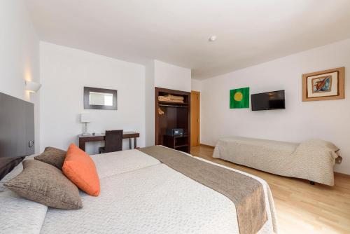 Hotel Florencio Ibiza - image 5