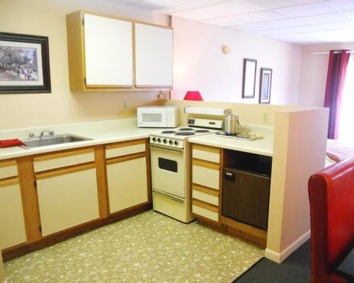 vinehurst inn suites