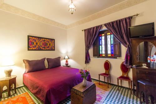 room detail thumbnail 1