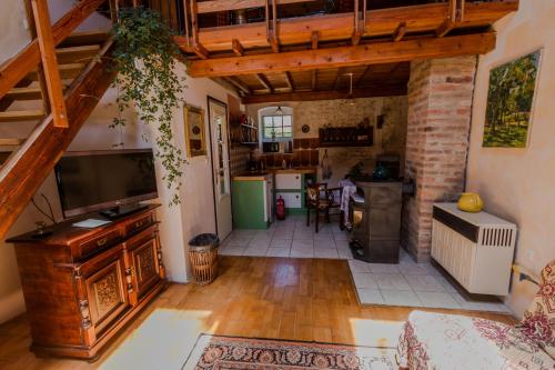 One-Bedroom Apartment with Terrace