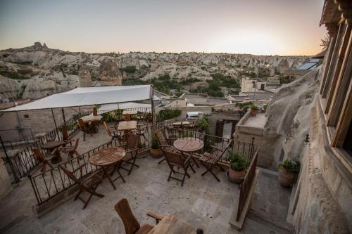 Koza Cave Hotel - image 9