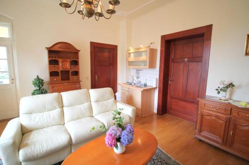 Hotel-Appartement-Villa Ulenburg - image 3