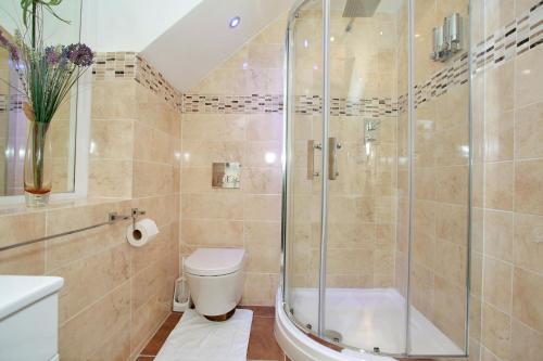 Standard Double Room with Shared Bathroom