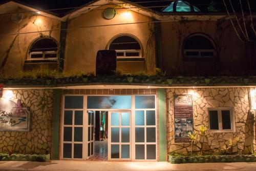 Hotel Ribiera del Lago Peten Itza
