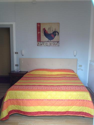 Hotel Domodossola - Tap to explore photos
