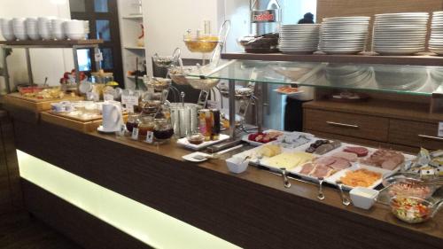 Hotel-Restaurant Pfälzer Hof - image 6