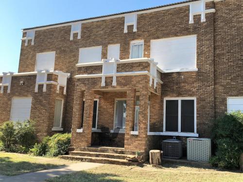 Hunters Lodge Motel in Paducah (TX)